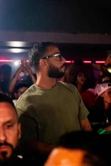 Lacrim — Showcase au Naya Club — photographie 10