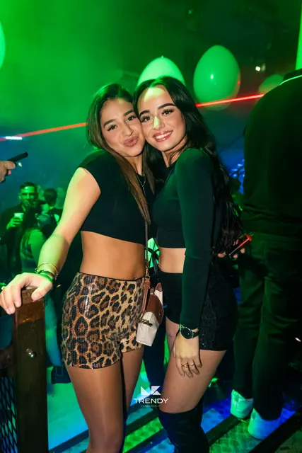 Trendy Club — Soirée anniversaire — photographie 6